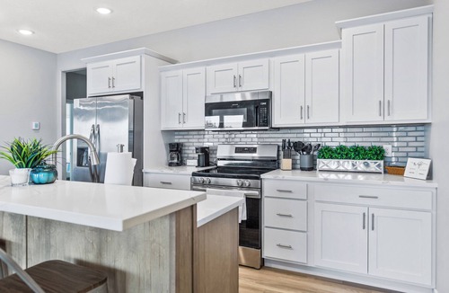 Crofton House | Modern Lewis and Clark lake home with lake views and 3 min drive to the beach!