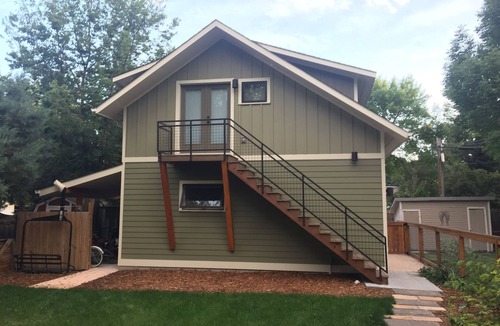 Old Town West Cottage | Modern Loft on Mountain Avenue in Old Town