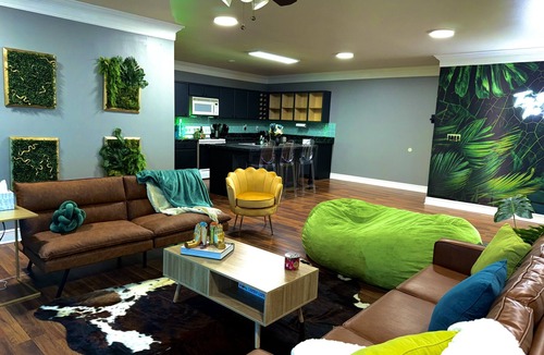 Picayune Condo | Modern Luxe Downtown Picayune Condo - Safe area & 20 mins to Slidell, La!