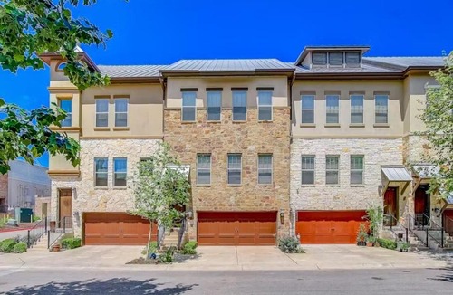 Georgetown House | Modern Luxury Townhouse with Private Elevator and Rooftop Terrace