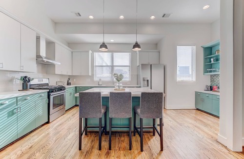 Midtown House | Modern Midtown Getaway with City Views
