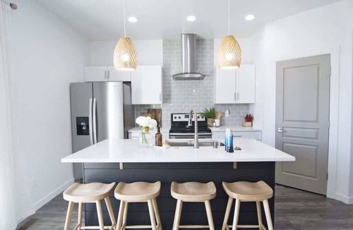 Nampa House | Modern Nampa Retreat | 3BR/2BA | Sleeps 10 | Patio + BBQ | Near Boise
