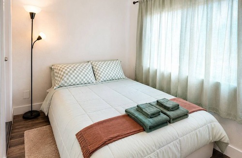 Auburn Apartment | Modern Private Suite Private Entrance + Bathroom