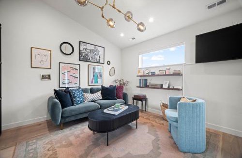 Sloan Lake House | Modern Studio with Workspace and Kitchenette