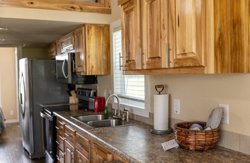 Satin Cabin | Modern Tiny Cabin on 550-acre Ranch, ATV, & Safari.