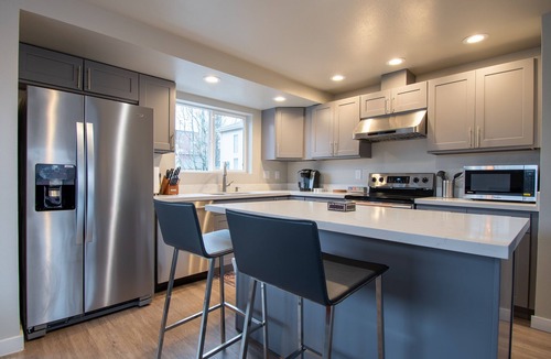 North Beacon Hill House | Modern Townhome North Beacon Hill - 5 minutes to Downtown