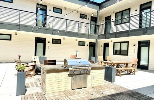 City Park West Apartment | Modern Uptown Studio Near Downtown!