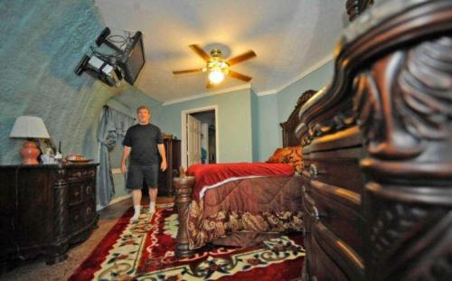 Deweyville House | Monolithic Dome 3 bed 2 bath 1 car garage