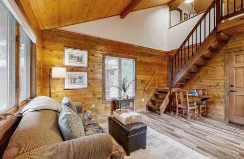 Woods Bay House | Moose Chalet