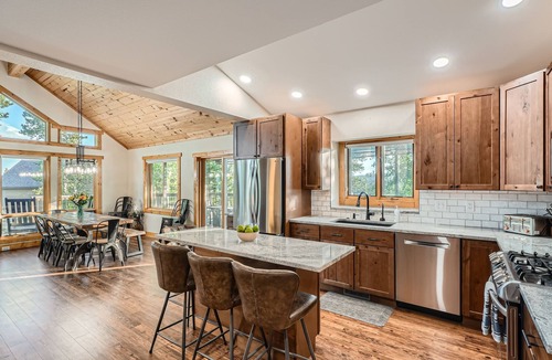 Grand Lake Cabin | Moose Ridge Cabin 5 Bedroom Cabin by RedAwning