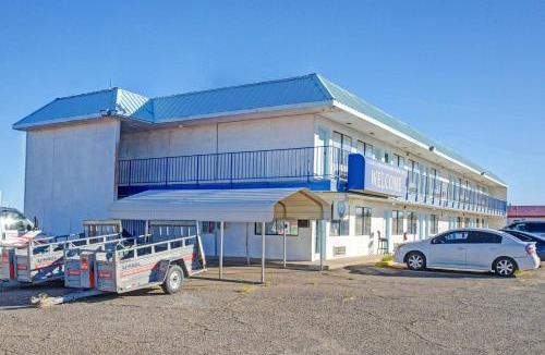 Lordsburg Hotel | Motel 10