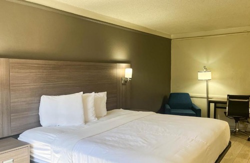 Aurora Hotel | Motel 6 Aurora, CO - Medical Center