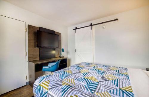 Tougaloo Hotel | Motel 6-Jackson, MS