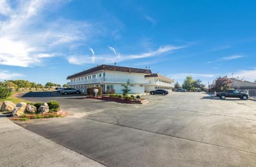 Moses Lake Hotel | Motel 6-Moses Lake, WA