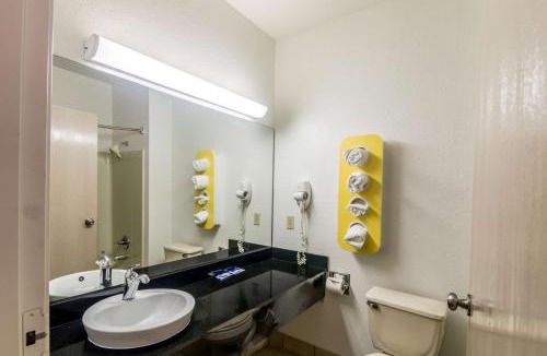 Central Oklahoma City Hotel | Motel 6-Oklahoma City, OK