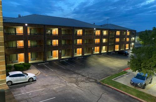 Central Oklahoma City Hotel | Motel 6 Oklahoma City OK Fairgrounds West