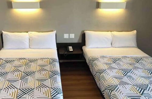 Paris Hotel | Motel 6 Paris, TX