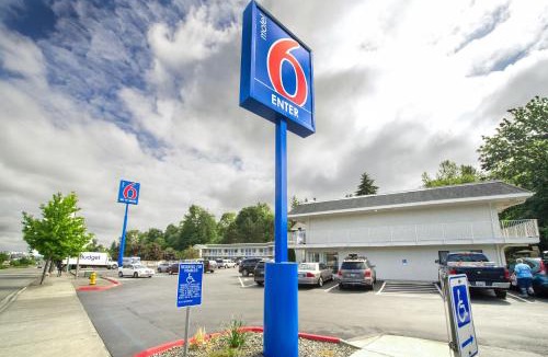 SeaTac Hotel | Motel 6-Seattle, WA - Airport