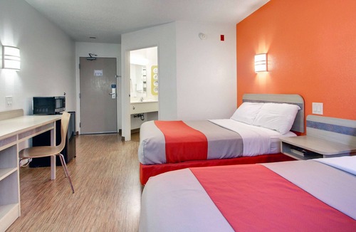Springfield Hotel | Motel 6 Springfield, IL