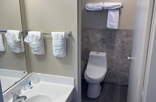 Moses Lake Hotel | Motel Oasis
