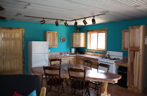 Westcliffe Cabin | Mountain Cabin, Cozy Off-Grid Retreat near Westcliffe,CO!