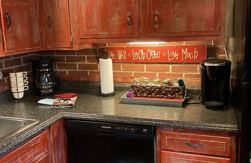 Cloudcroft Cabin | Mountain Cabin walking distance to Park and Brewery. Level off street parking.