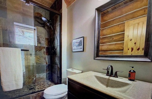Bailey Cabin | Mountain Luxury Log Lodge- pickleball court, swim spa, sauna, pool table, VIEWS!
