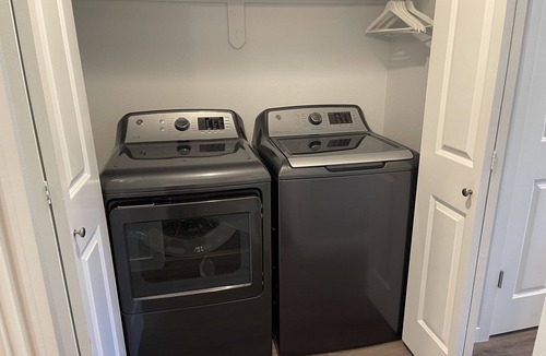 Eagle Condo | Mountain Oasis with Views! One Block to Restaurants :Ask about Seasonal Rental!