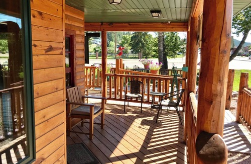 Hill City Cabin | Mountain Peaks Inn, ELKHORN MOUNTAIN SUITE, Downtown Hill City