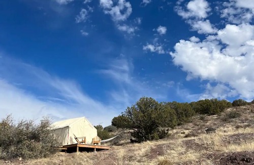 Mule Creek RV Rental | Mountain Ranch Retreat