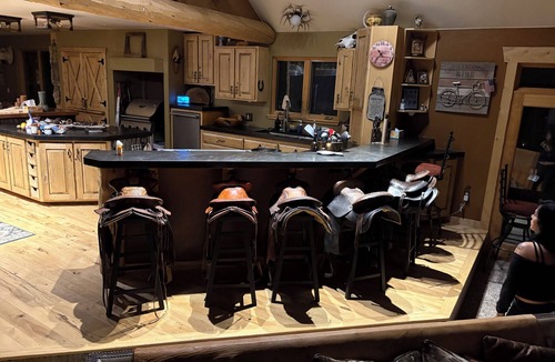 Evergreen Meadows House | Mountain Rustic 4-bedroom house in Evergreen perfect for your getaway.