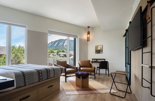 University Hill Hotel | Moxy Boulder University