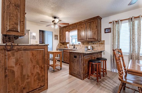 Woodway House | MP Ranch - 20min from Waco/Magnolia/Baylor
