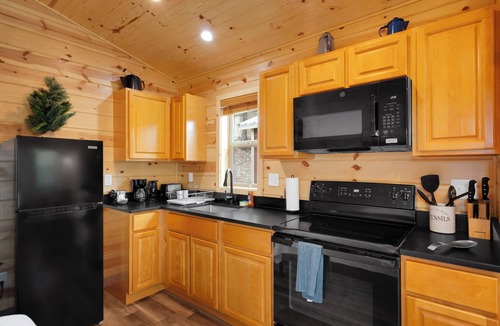 Summerhaven Cabin | Mt Lemmon Hotel Summerhaven Cabin 12
