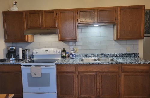 St. Joseph Apartment | Museum Hilltop Place Family-Friendly or Pet-Friendly