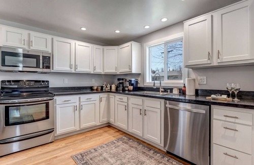Barths House | Namastay Family Haven – 3BR with Yard & Firepit by Clear Creek