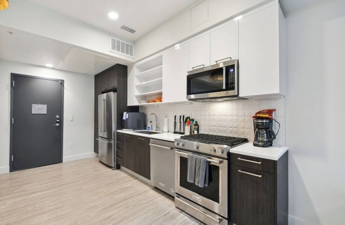 Highland Condo | Natural Influence | 1BR LoHi Loft | Dog-Friendly