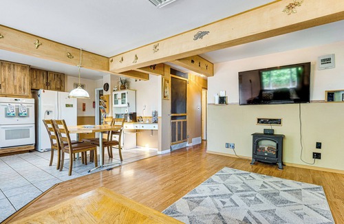 Northglenn House | Near Family-Friendly Attractions: Northglenn Home!