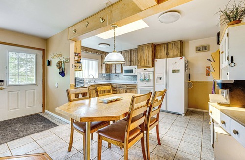 Northglenn House | Near Family-Friendly Attractions: Northglenn Home!
