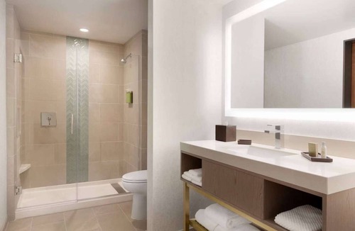 Whittier Hotel | Near Pearl Street Mall + Free Breakfast. Pool. Gym