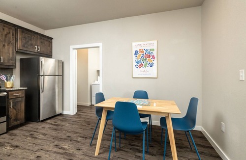 Denton House | Near UNT + Downtown Square - Spacious Group Stay
