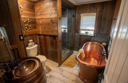 Russellville House | Nebos Foot Hiking and Biking Cabin