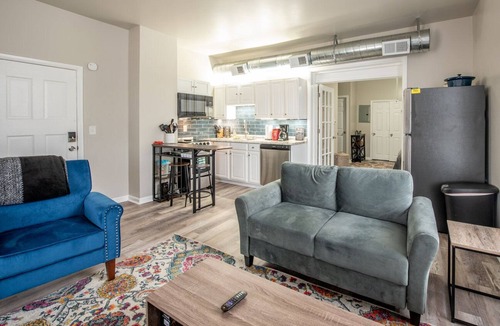 Smithville Apartment | Nestled in the heart of downtown Smithville, MO