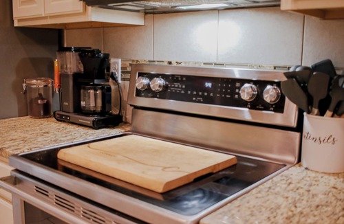 Carlsbad House | NEW! - 4 bedroom 3 bath. 5 beds! Families, corporate & FLETC Welcome