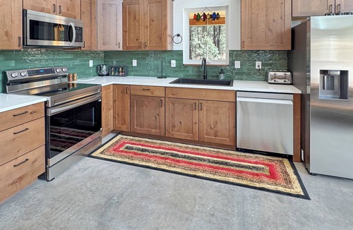 Custer House | New Black Hills Home Next to Wind Cave National Park