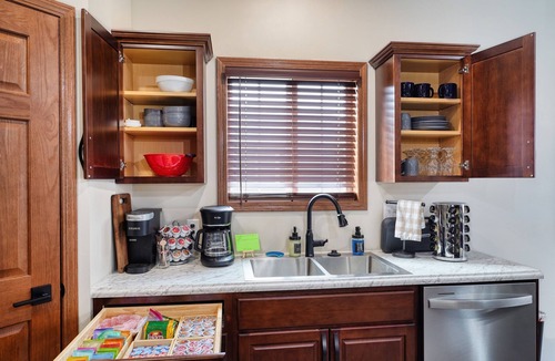 Sioux Falls House | New construction 2 KING Suites available JULY 19 20 21 book now voted #1 in S F