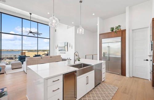 Graford House | New Glass Water View at PK *4bed/4.5 bath | Games, Paddle Boards & Kayaks!
