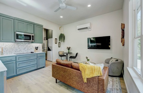 Edmond Apartment | New Guesthouse w/Private Patio, Fast WiFi, 1 bed/1 bath