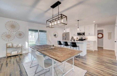 Central Oklahoma City House | New House Near Integris Medical & Lake Hefner