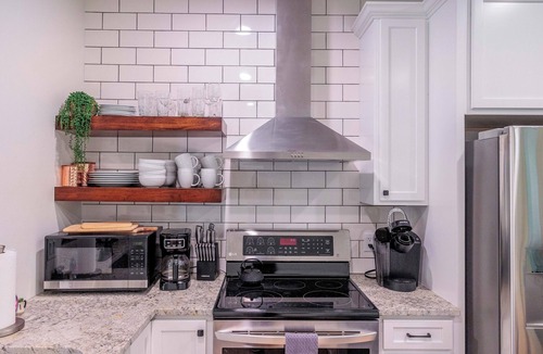 Columbus Cottage | New lakeside cottage is the picture perfect place to relax